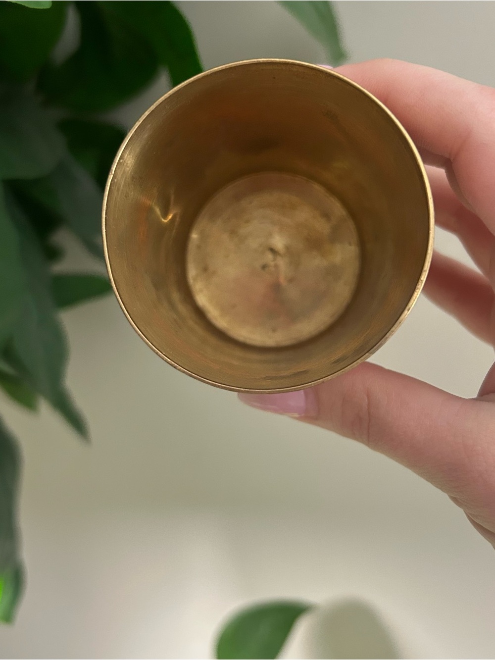 Vintage Brass Tumbler with Etched Floral Motif - Picture 2 of 4